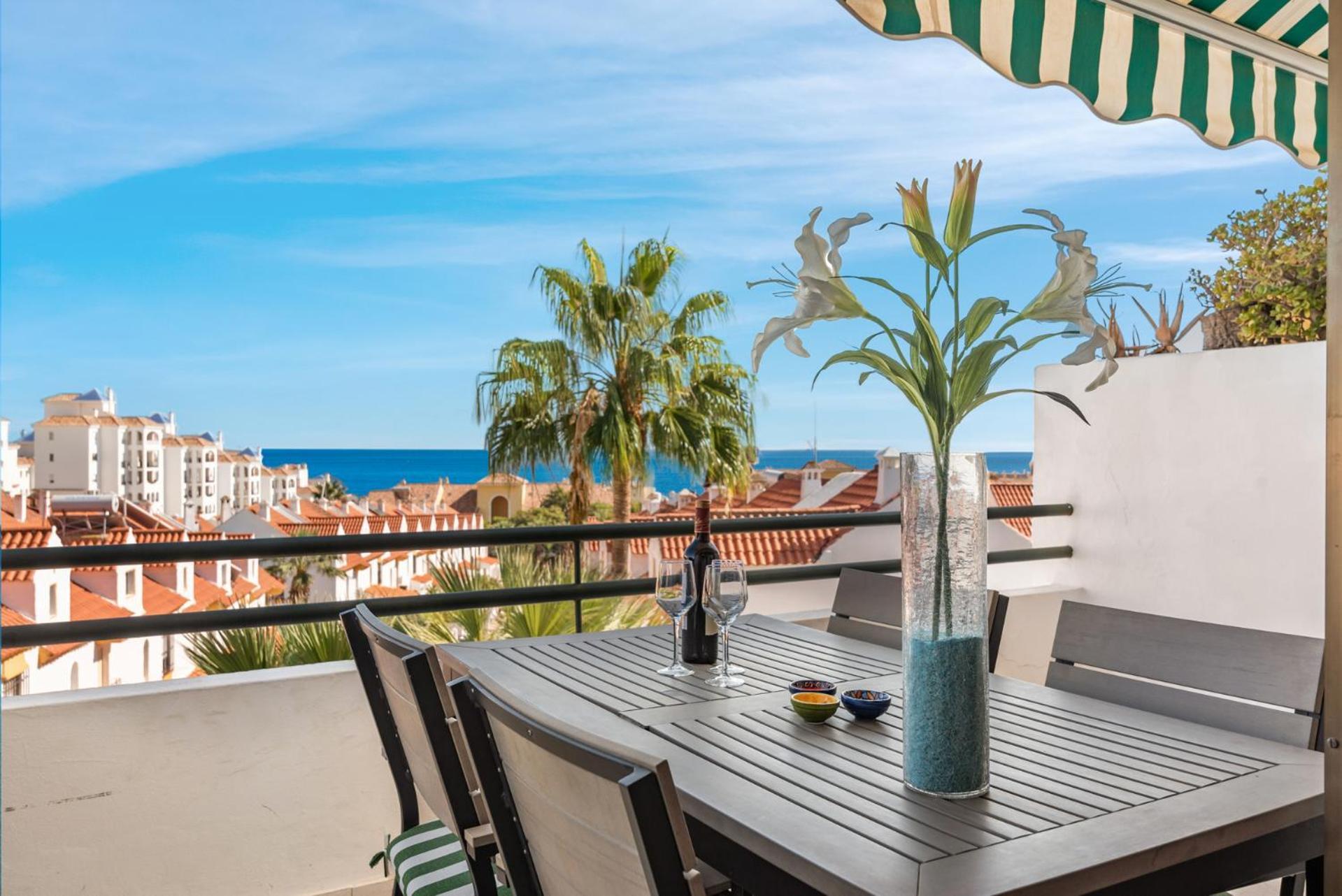 Lovely Penthouse Near Estepona Marina By Costarentals - Ref M15 Eksteriør billede