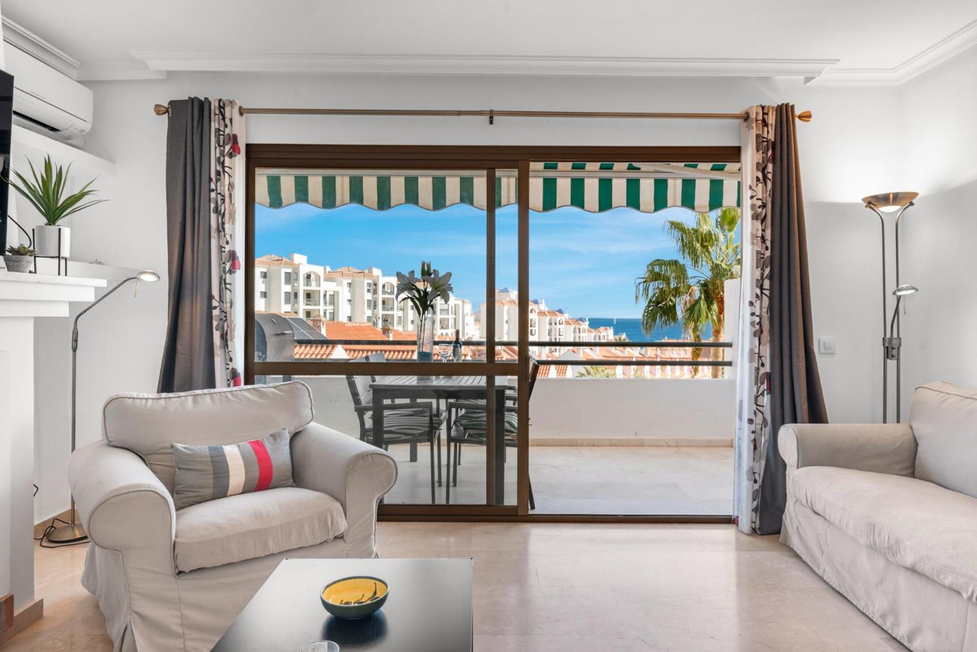 Lovely Penthouse Near Estepona Marina By Costarentals - Ref M15 Eksteriør billede